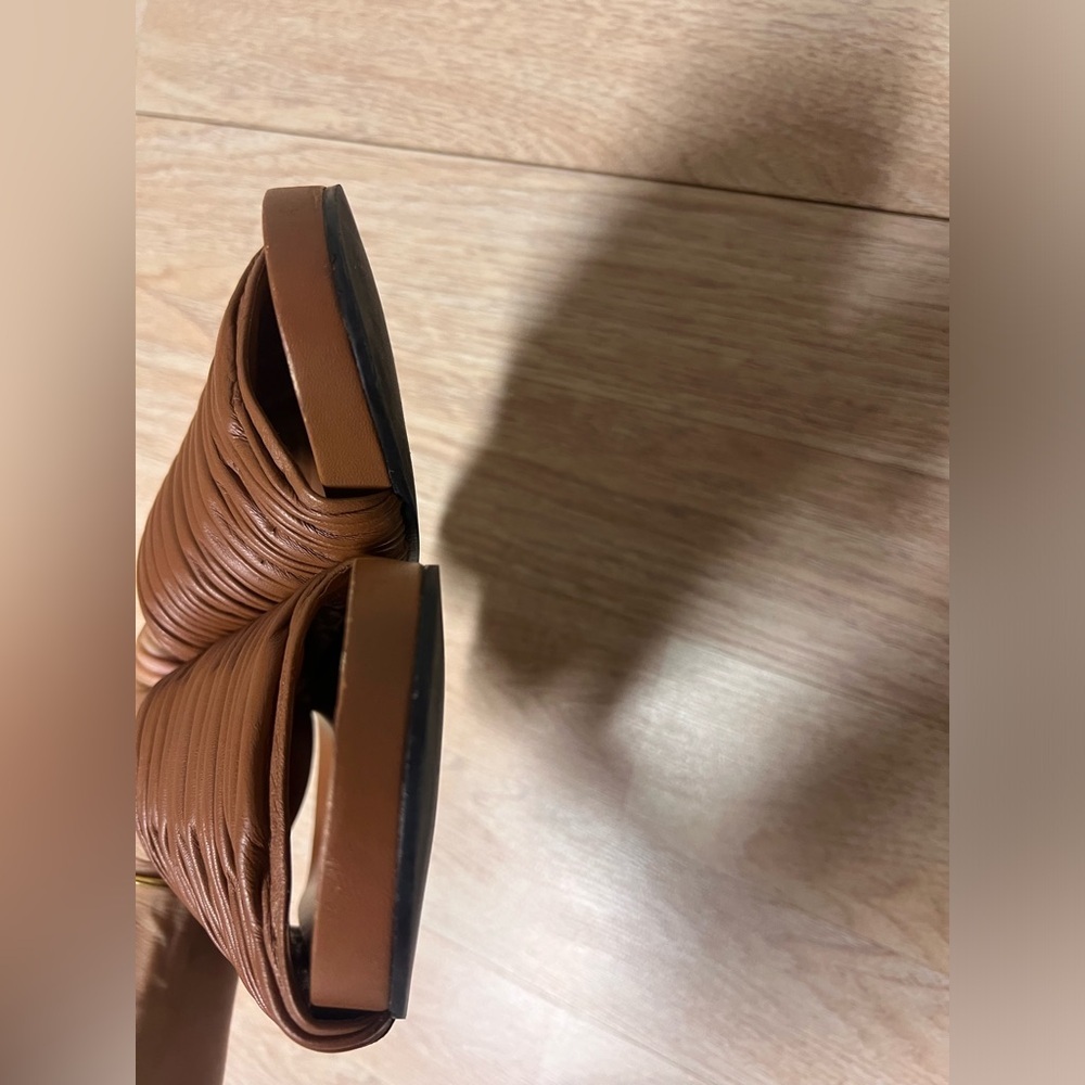 FRAME Le Reese Slides in Rushed Tobacco - image 8